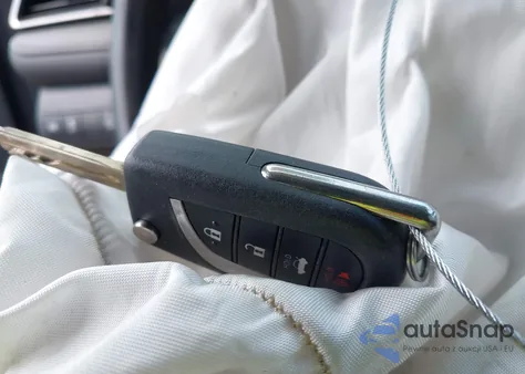 2023 Toyota Camry Le z USA, uszkodzony, nr VIN 4T1C11BK6PU106532